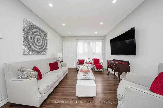 Additional image 12 of 308 Fleetwood Cres