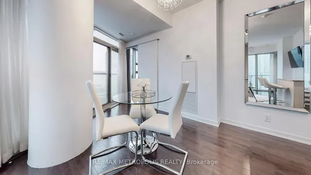 Additional image 6 of 12 York St Unit 1202