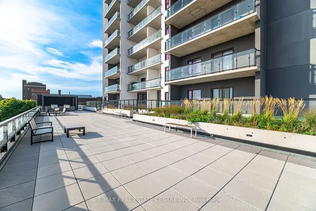 Additional image 36 of 15 Queen St Unit 710