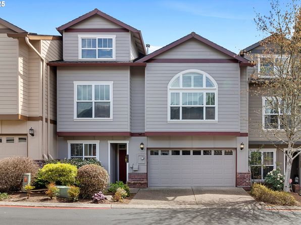 2346 NW Brewer Ln, Portland, OR 97229
