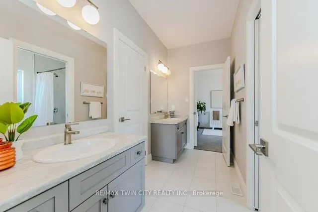 Additional image 27 of 904 DEER CREEK Crt