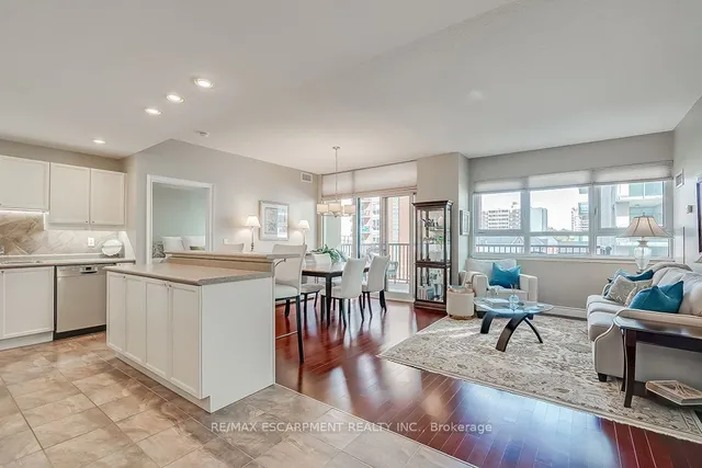 Additional image 7 of 399 Elizabeth St Unit 411