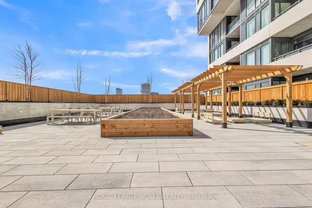 Additional image 37 of 859 The Queensway N/A Unit 412