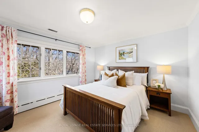 Additional image 17 of 210 Glengrove Ave