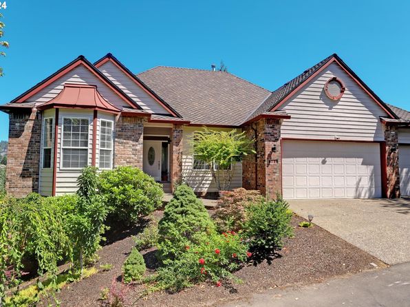 9719 NW Fleischner St, Portland, OR 97229