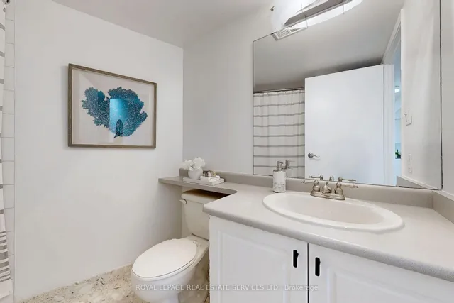 Additional image 20 of 650 Queens Quay Unit 216