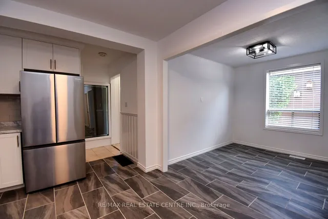 Additional image 7 of 14 Graham Ave