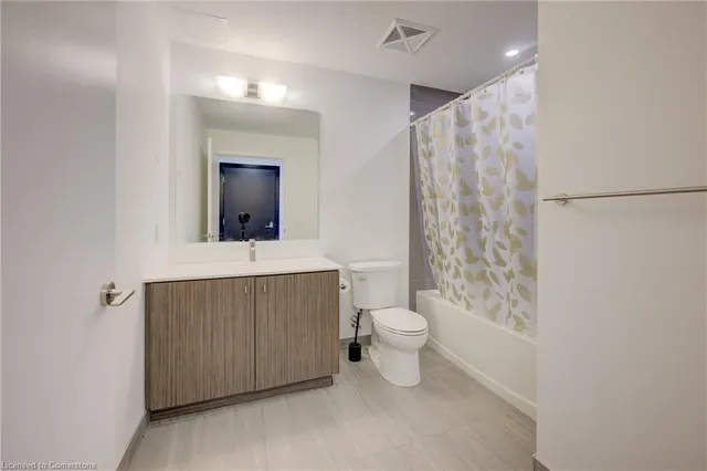 Additional image 11 of 15 Wellington St Unit 608