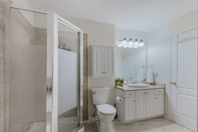 Additional image 20 of 66 Foxborough Dr