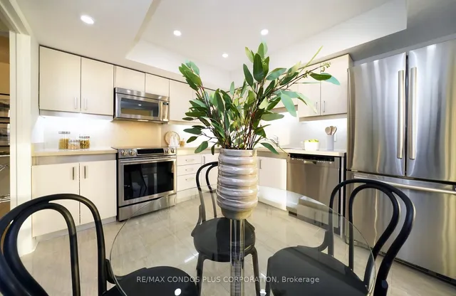 Additional image 12 of 65 Harbour Sq Unit 3603