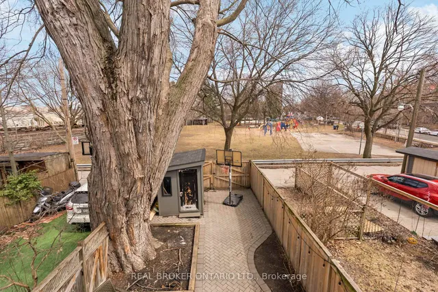 Additional image 41 of 61 Mcmurray Ave