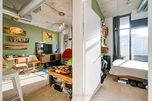 Additional image 19 of 369 Sorauren Ave Unit 510