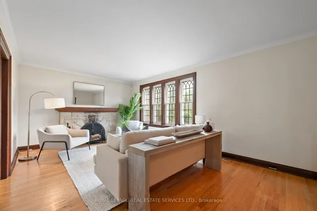 Additional image 4 of 49 Meadowvale Dr