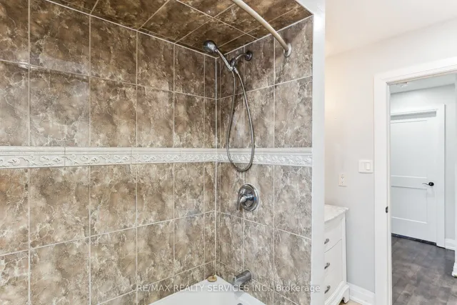 Additional image 25 of 22 Newbridge Cres