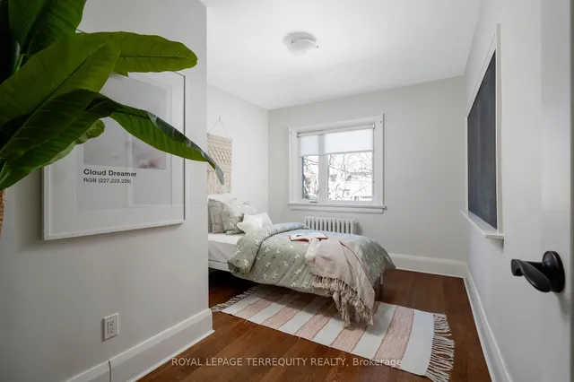 Additional image 27 of 489 Glenlake Ave