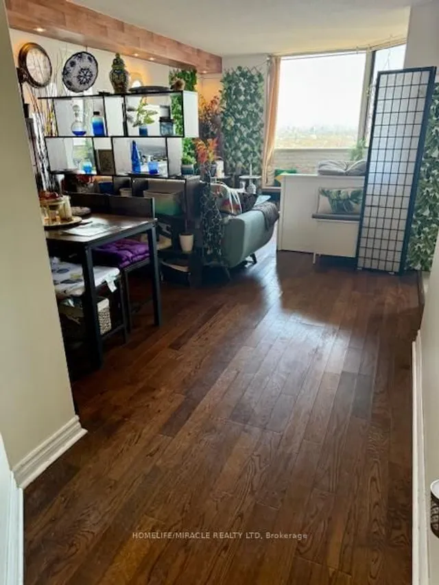 Additional image 3 of 236 Albion Rd Unit 1802