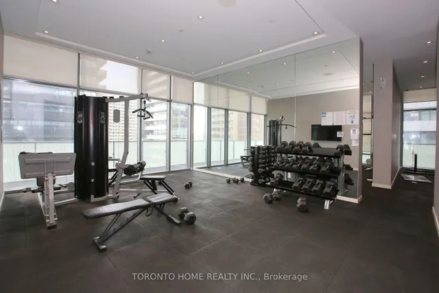 Additional image 38 of 50 Charles St Unit 1011