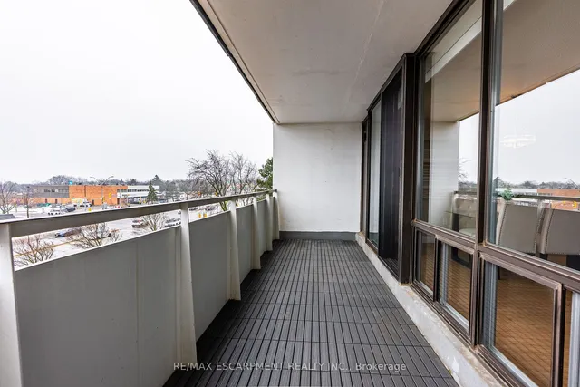 Additional image 21 of 2055 Upper Middle Rd Unit 306