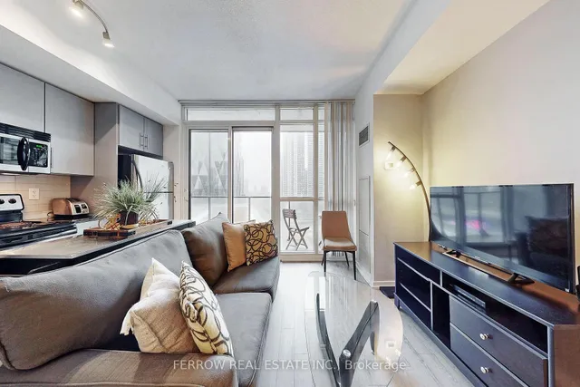 Additional image 5 of 55 Bremner Blvd Unit 1306