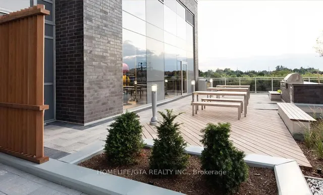 Additional image 24 of 275 Village Green Sq Unit 3318