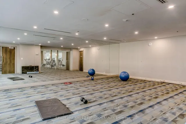 Additional image 35 of 33 Bay St Unit 2708