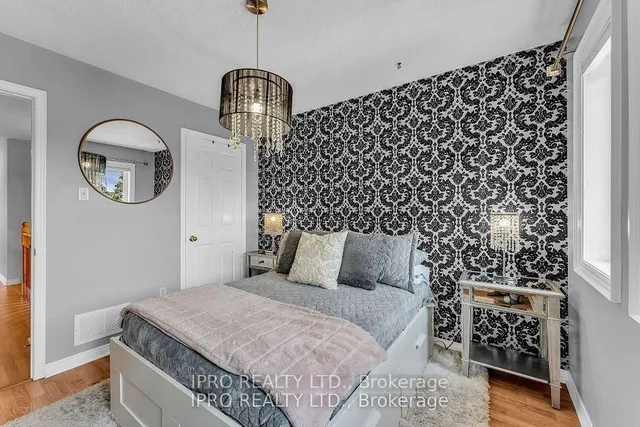 Additional image 21 of 155 Bighorn Cres