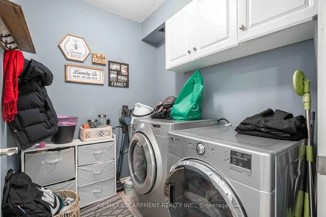 Additional image 21 of 9 Beachgrove Cres