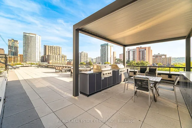 Additional image 34 of 15 Queen St Unit 710