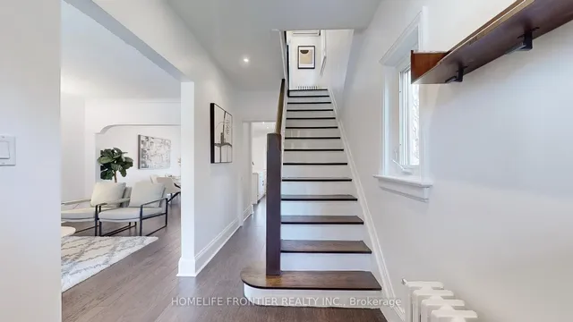 Additional image 23 of 40 Indian Road Cres