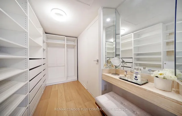 Additional image 15 of 65 Harbour Sq Unit 3603