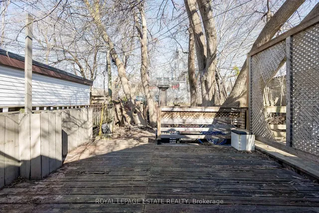 Additional image 31 of 874 Eastern Ave