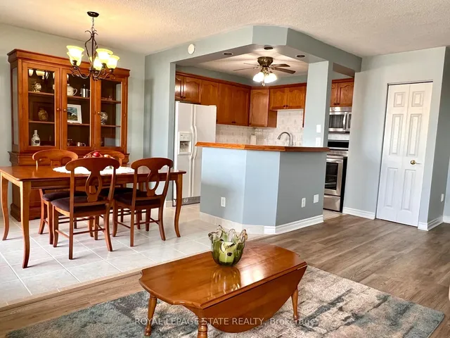 Additional image 18 of 75 Glenburn Crt Unit 808