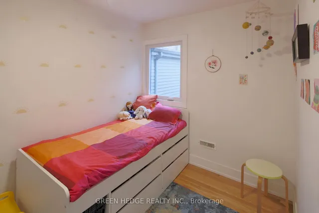 Additional image 10 of 18 Afton Ave