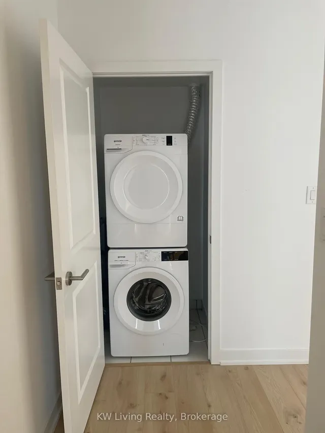 Additional image 12 of 2799 Kingston Rd Unit 902