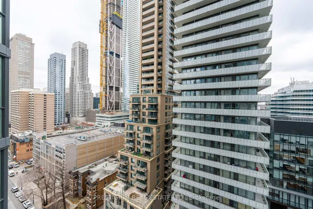 Additional image 35 of 45 Charles St Unit 1809