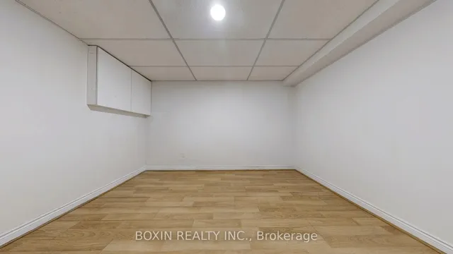 Additional image 25 of 55 Heathview Ave