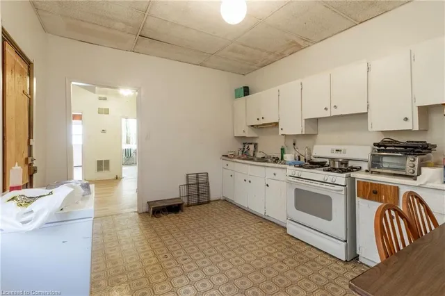 Additional image 21 of 227 Wellington St