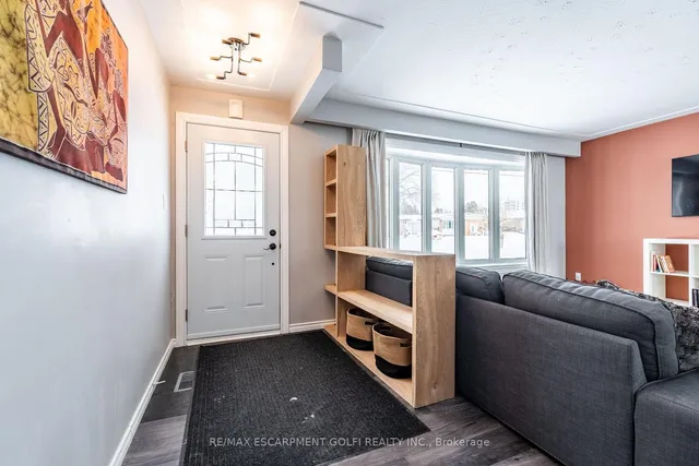 Additional image 5 of 157 Fielding Cres