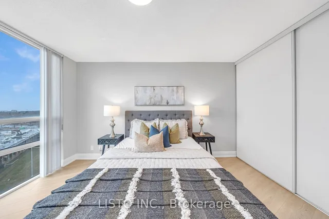 Additional image 20 of 68 Grangeway Ave Unit 906