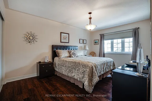 Additional image 30 of 100 Beddoe Dr Unit 27