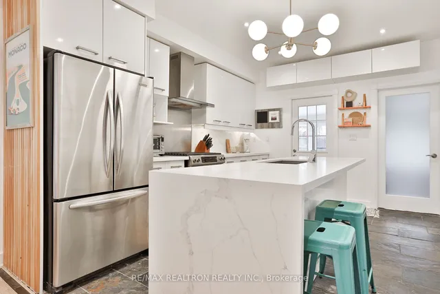 Additional image 16 of 28 Muriel Ave