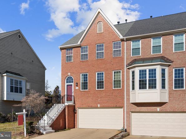 Primary image of 13310 Colchester Ferry Pl, Woodbridge, VA 22191