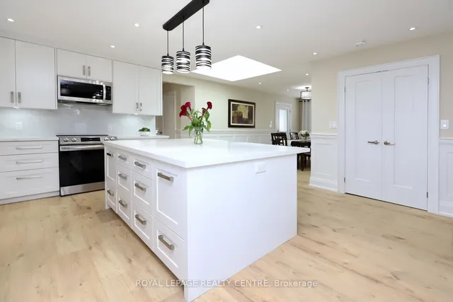 Additional image 12 of 55 Flora Dr