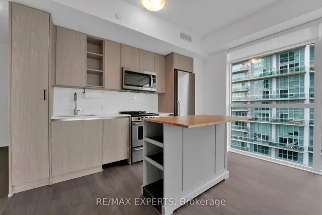 Additional image 8 of 251 Manitoba St Unit 1504