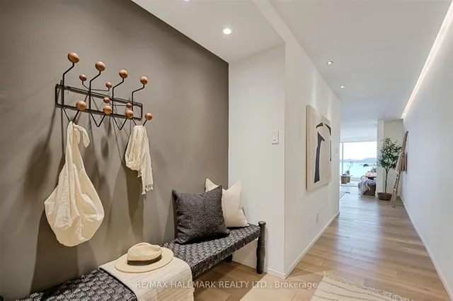 Additional image 3 of 401 Queens Quay Unit 307
