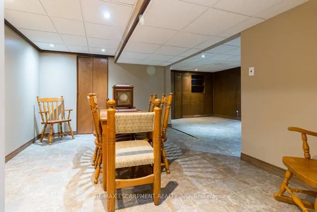 Additional image 28 of 2126 Golf Club Rd