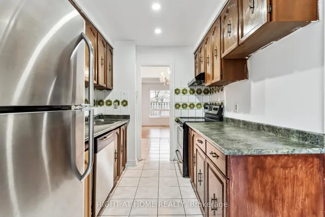 Additional image 18 of 44 Chester Le Blvd Unit 92