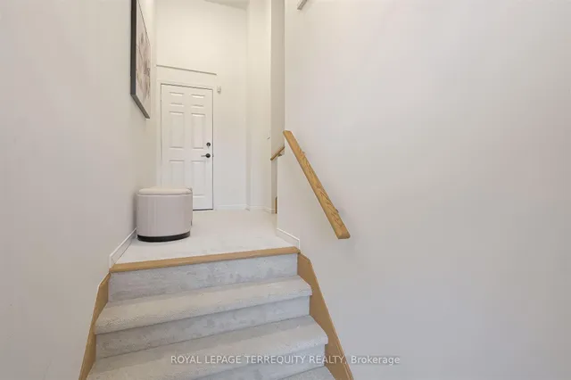 Additional image 3 of 176 Manitoba St Unit 7