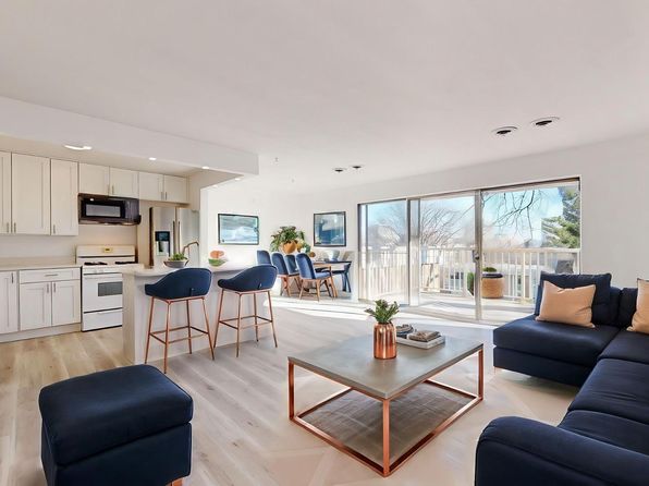 2636 Fort Farnsworth Rd, Alexandria, VA