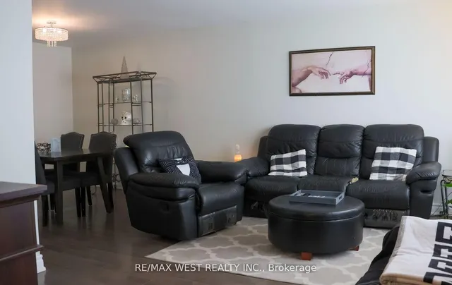 Additional image 5 of 94 Primula Cres